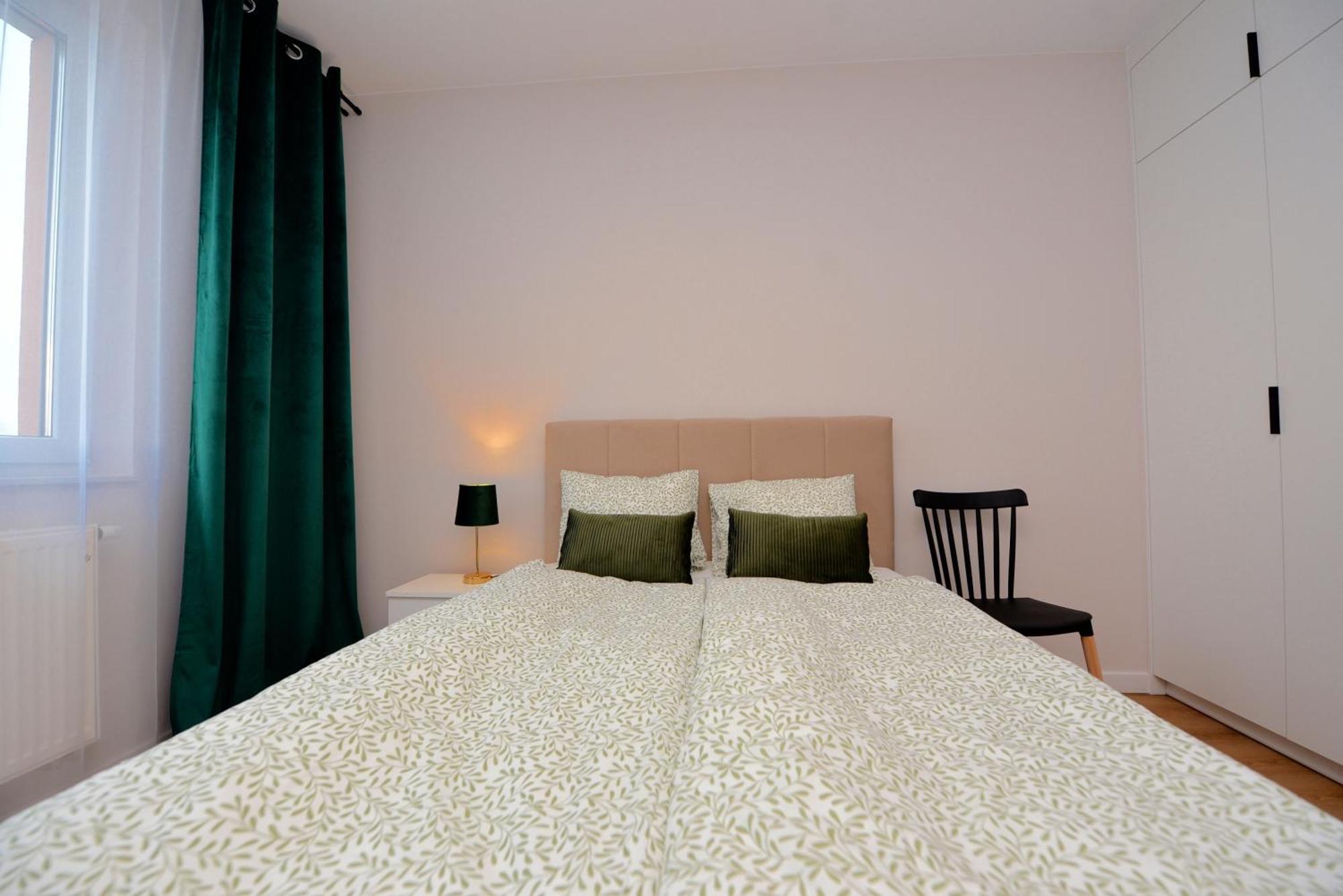 Superapart Prymasa 1000-Lecia 6A, Hidden Gem - Ideal For Relaxation & Escapes Rzeszow Exterior photo