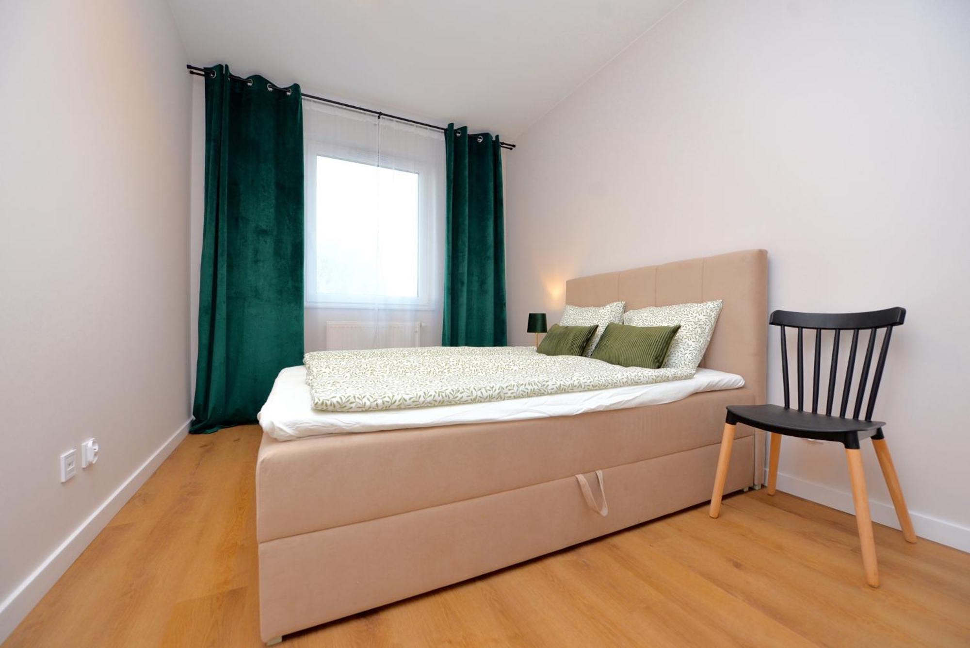 Superapart Prymasa 1000-Lecia 6A, Hidden Gem - Ideal For Relaxation & Escapes Rzeszow Exterior photo